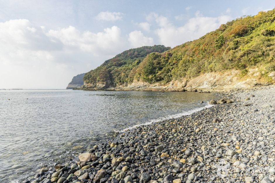 thumbnail-유동해수욕장-0