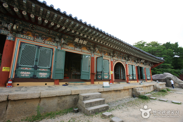 Beomeosa Temple (범어사)
