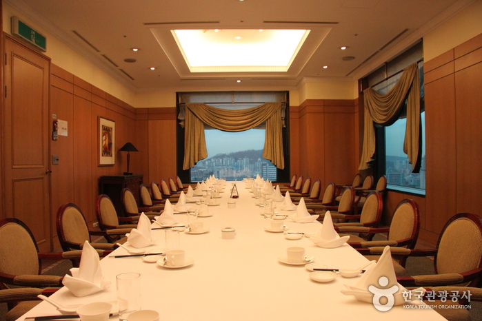 Taepyeongno Club (태평로클럽)