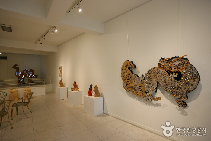 가나아트스페이스4