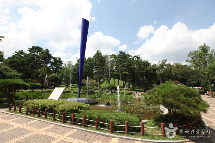 首爾孝昌公園(서울 효창공원)