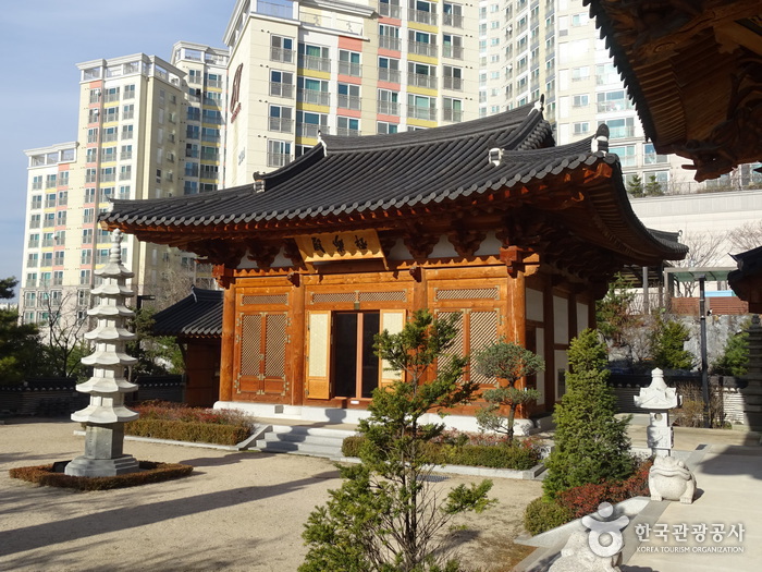 Temple Cheongansa (천간사)