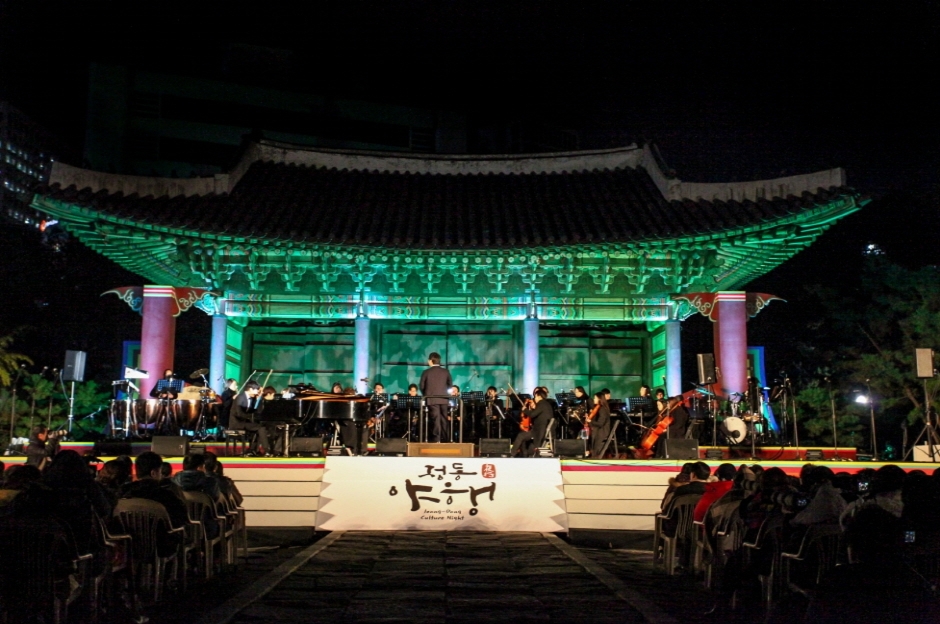 Noche Cultural de Jeongdong (정동야행)