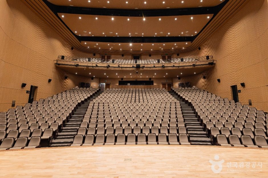 제천예술의전당