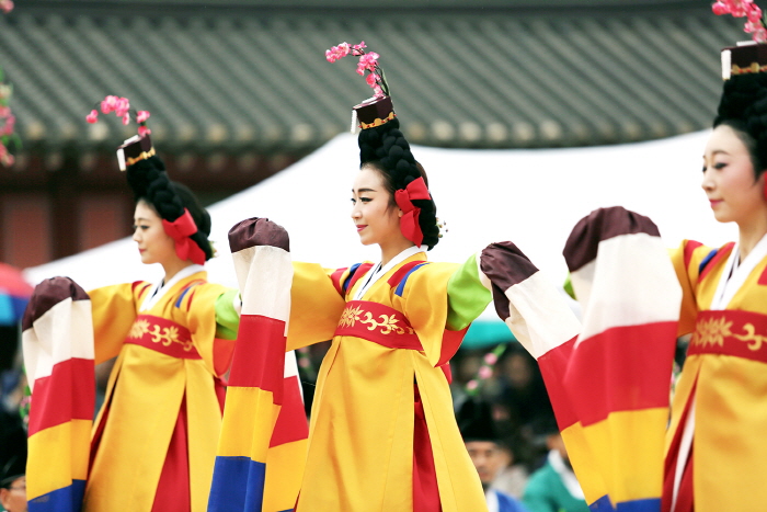 Suwon Hwaseong Cultural Festival ©VisitKorea