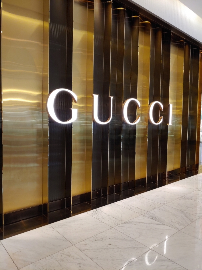 Gucci - Shinsegae Uijeongbu Branch [Tax Refund Shop] (구찌 신세계 의정부점)