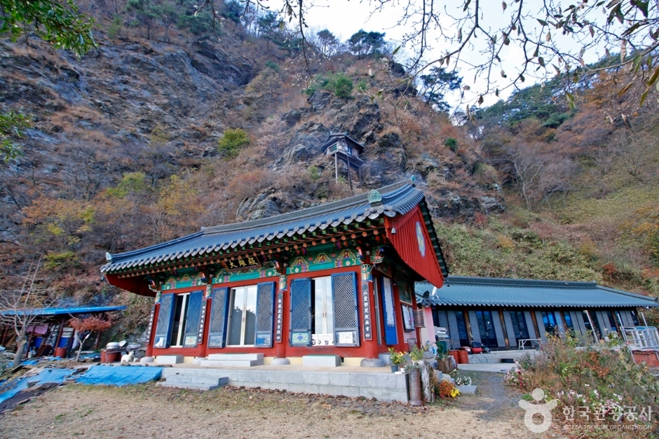 Gujeolsa Temple (구절사)