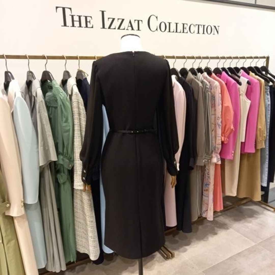 The Izzat Collection - Shinsegae Paju Branch [Tax Refund Shop] (아이잗컬렉션 신세계파주)