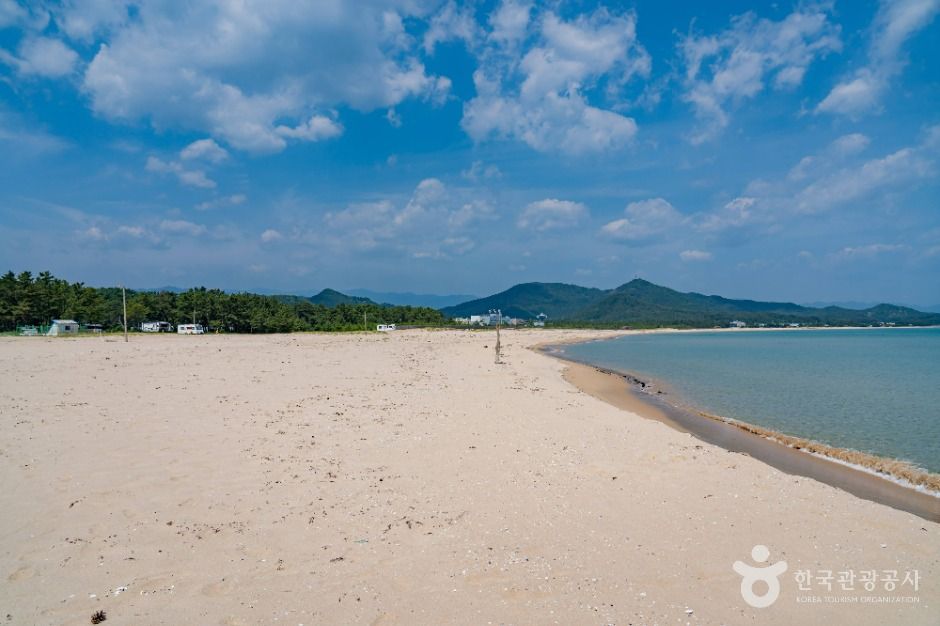 송지호 해수욕장