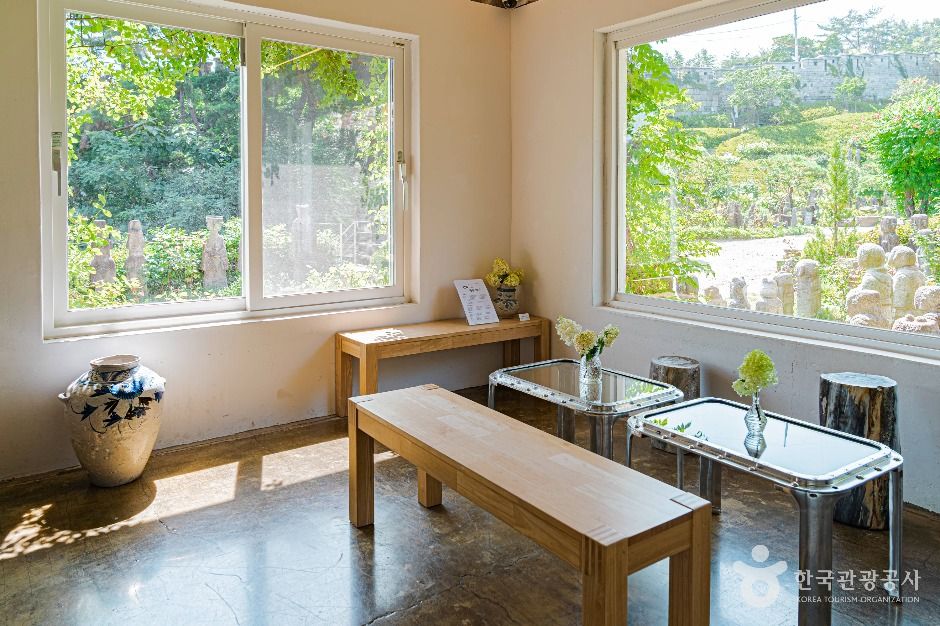 목인박물관 목석원