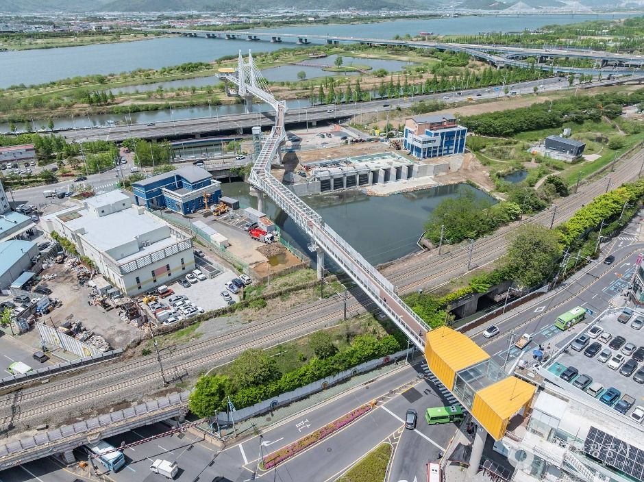 thumbnail-금빛노을브릿지-17