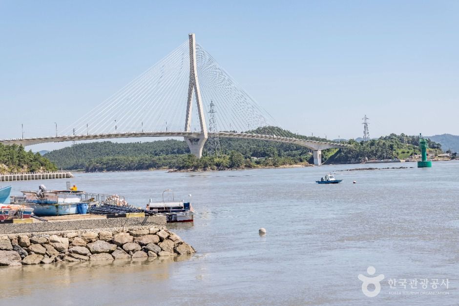 안좌복호여객선터미널