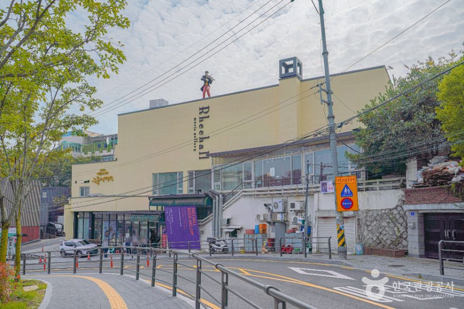 리홀뮤직갤러리