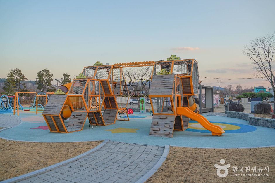 thumbnail-개군레포츠공원-5