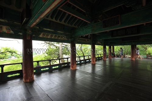 Pavillon de Jukseoru à Samcheok (삼척 죽서루)