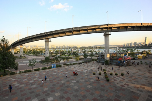 Ttukseom Hangang Park (한강시민공원 뚝섬지구)