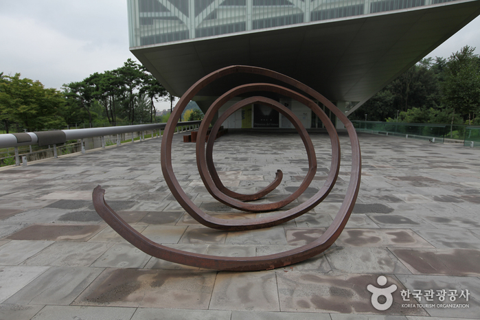 Museo de Arte de la Universidad Nacional de Seúl (MoA 서울대학교미술관)