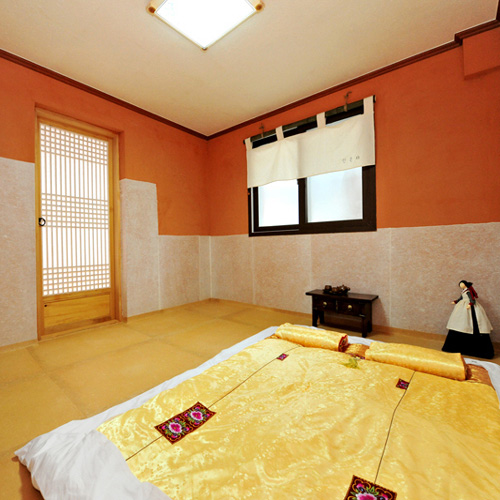 Seonunjae (Jeonju Hanok Village) (선운재-전주한옥마을)