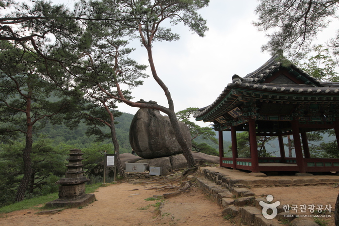 Павильон Ёсончжон и камень Ёсонам (요선정·요선암)