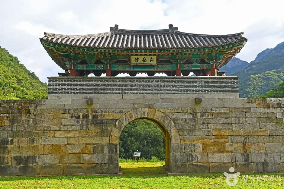 제천 덕주산성