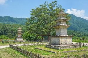 산청_산청 단속사지 동 삼층석탑 (3)