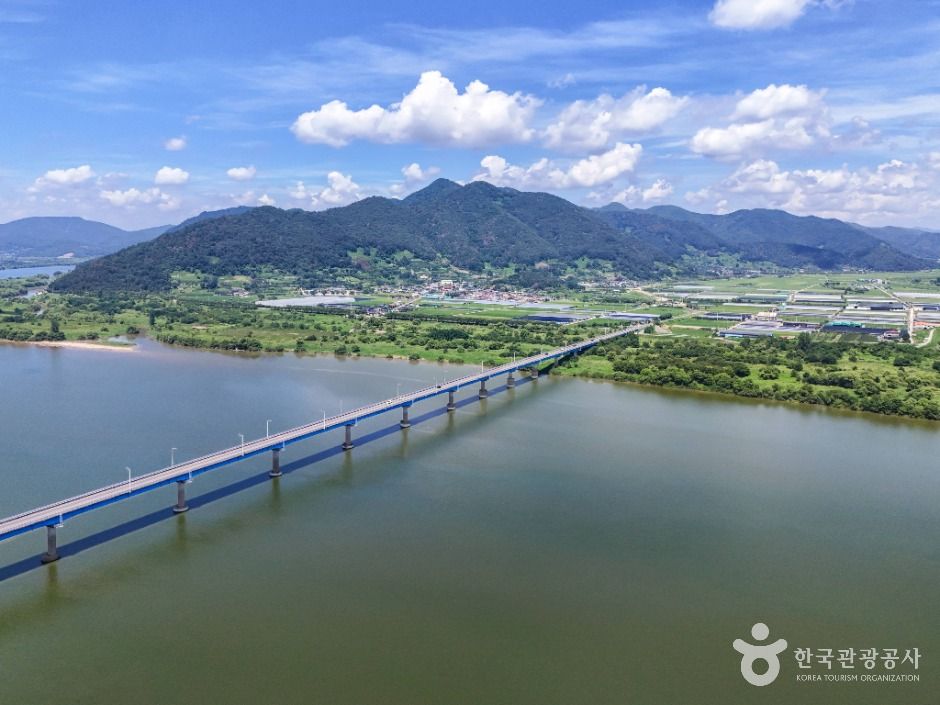 thumbnail-본포수변생태공원-3