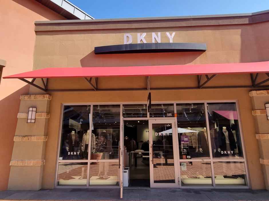The Handsome Dkny - Shinsegae Simon Premium Outlets Yeoju Branch [Tax Refund Shop](DKNY 신세계사이먼프리미엄아울렛 여주점)