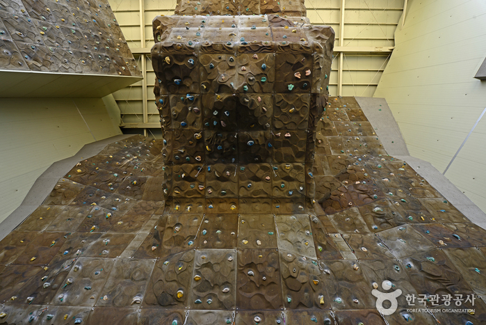 수안보 인공암벽장1