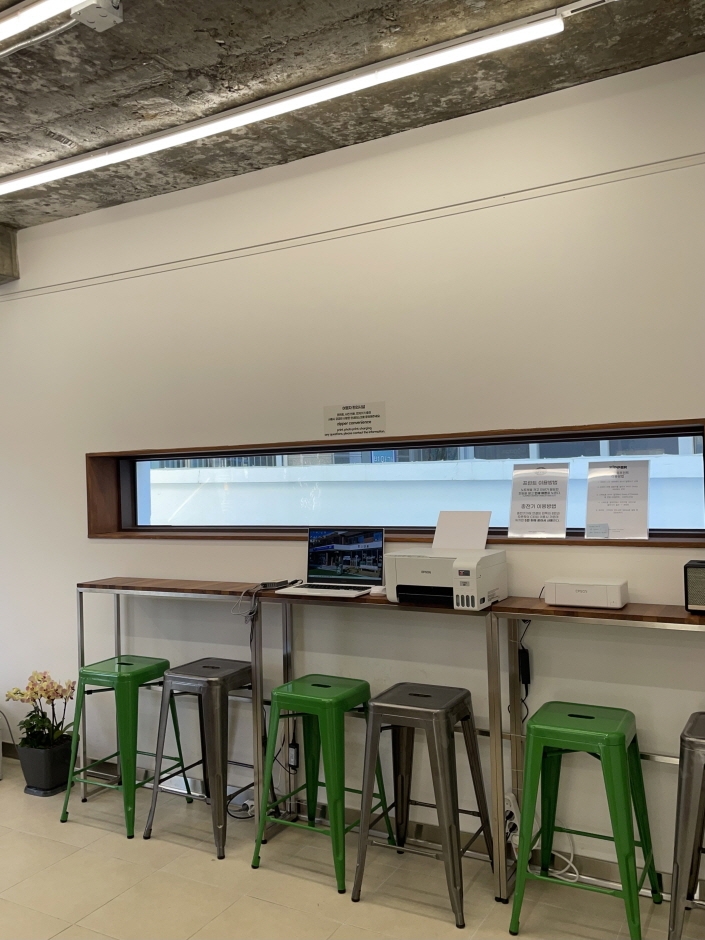 thumbnail-여행자의 집-2