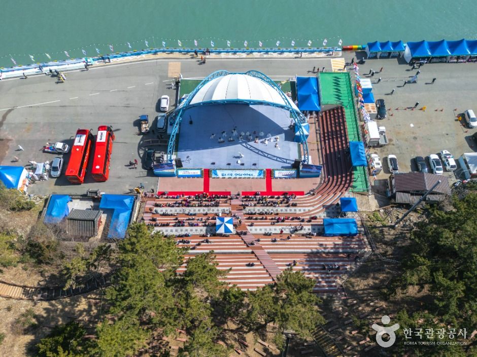 진도 신비의 바닷길