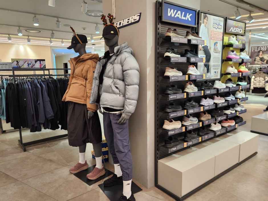 Skechers - Time Villas Suwon Branch [Tax Refund Shop](스케쳐스 타임빌라스 수원점)