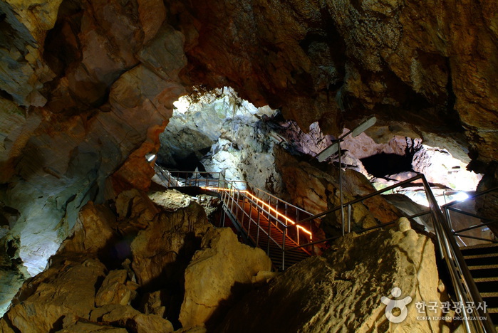 Höhle Gossigul (고씨굴 (강원고생대 국가지질공원))
