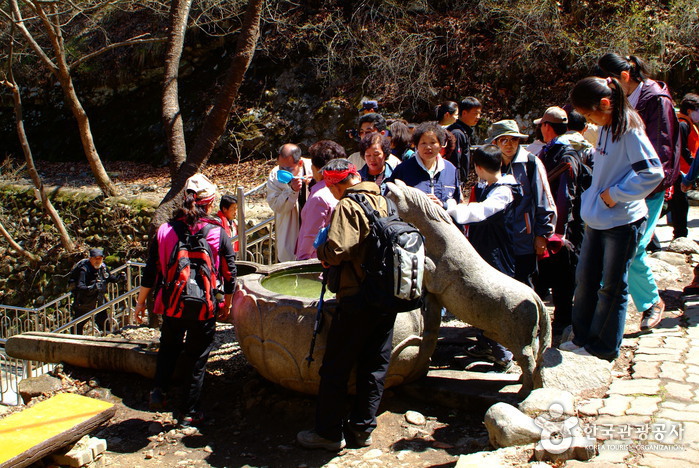 Maisan Provincial Park (마이산도립공원)
