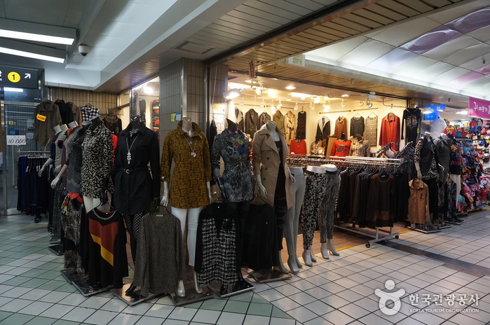 thumbnail-Nampo-dong Underground Shopping Center (남포동 지하도상가)-5