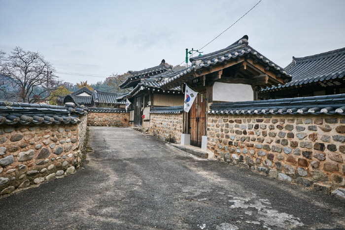 Goryeo-dong Historic Site (고려동유적지)