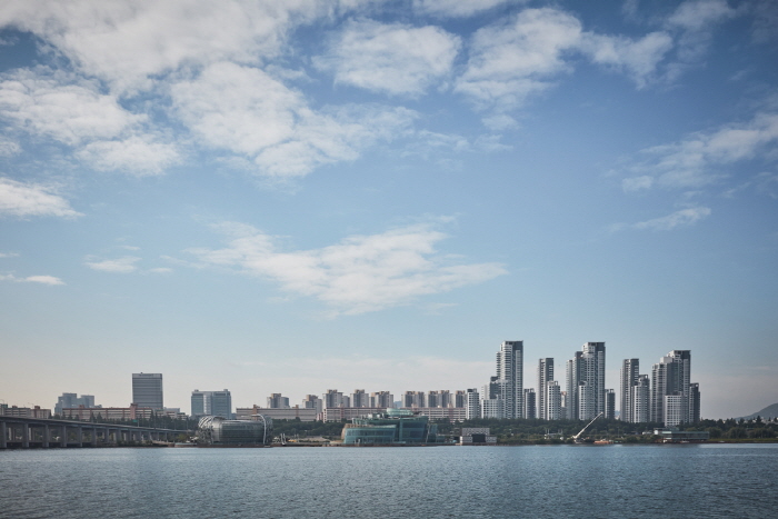 Ichon Hangang Park (이촌한강공원)