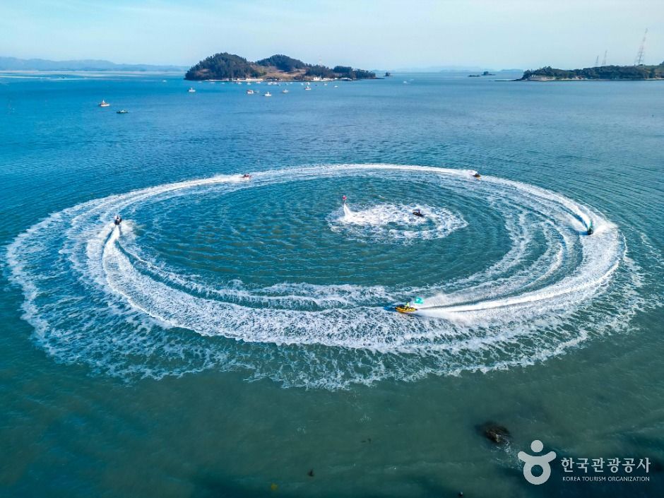 진도 신비의 바닷길