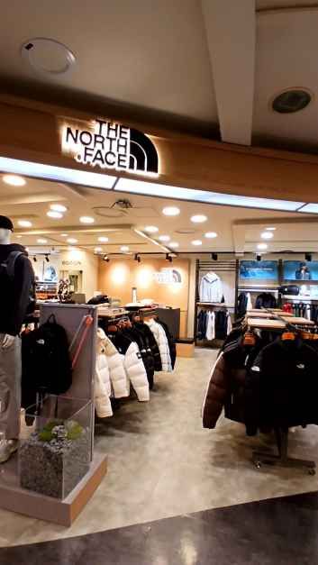 [事後免税店] THE NORTH FACE（ザ・ノース・フェイス）・NC百貨店プルグァン（仏光）店(노스페이스 NC백화점 불광점)