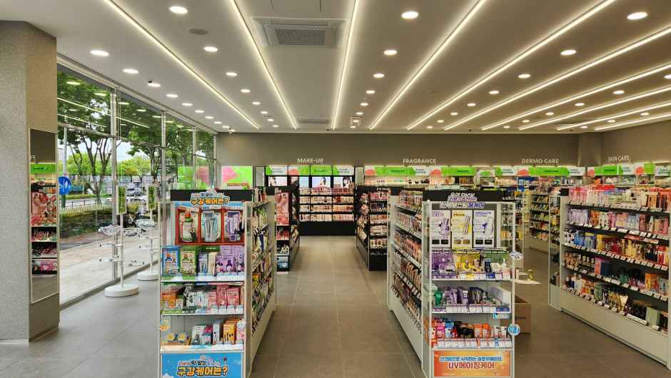 thumbnail-[事後免税店]Olive Young・イクサンインファ（益山仁和）店(올리브영 익산인화점)-1