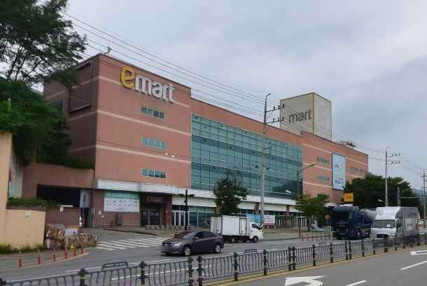 thumbnail-[事後免税店]イーマート・サンジュ（尚州）店(이마트 상주점)-0