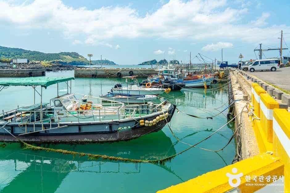 thumbnail-용수항-1