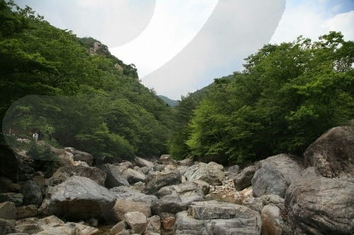 神仏山郡立公園（신불산군립공원）