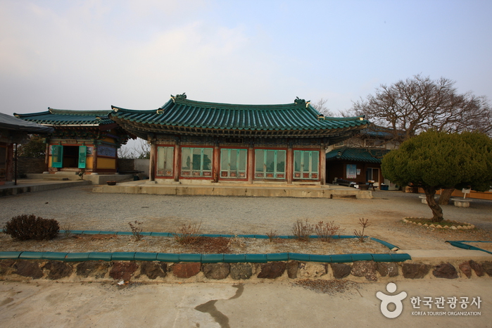 Ganwolam (간월암)