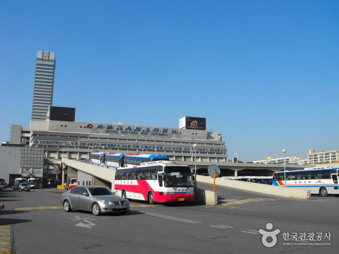 Terminal de Autobuses Expresos de Seúl (서울고속버스터미널 (경부/영동))