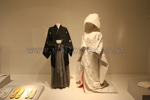 Ewha Womans University Museum (이화여자대학교박물관)