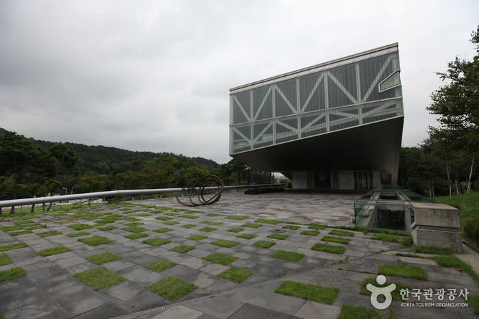 首尔大学美术馆(서울대학교미술관)