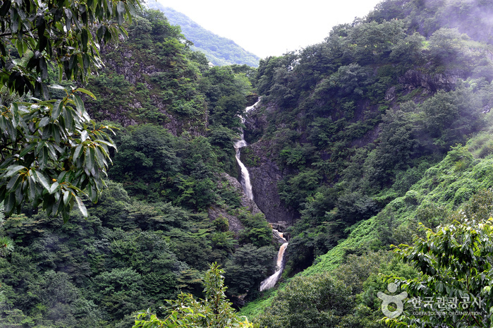 Wasserfall Wibongpokpo (위봉폭포)