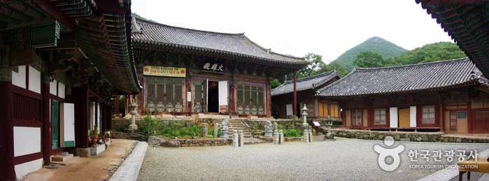 Heungguksa Temple (흥국사-문화재자료 제38호)