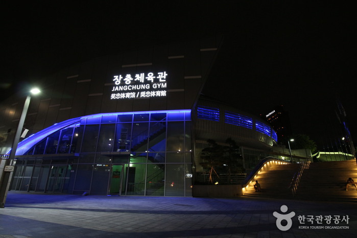 Sporthalle Jangchung (장충체육관)