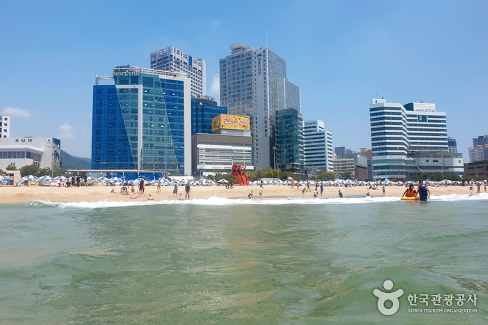 Haeundae Beach (해운대해수욕장)